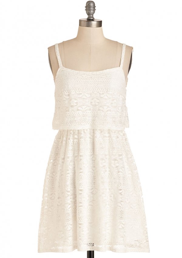 day dress,clothing,dress,bridal party dress,sleeve,