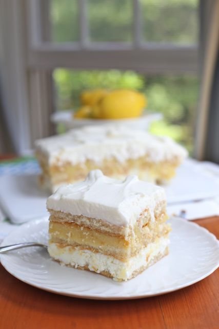 Limoncello Tiramsu Style Cake