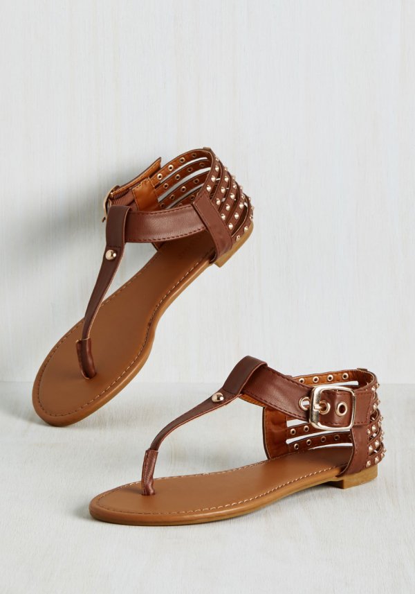 Tell Me about It, Studs Sandal