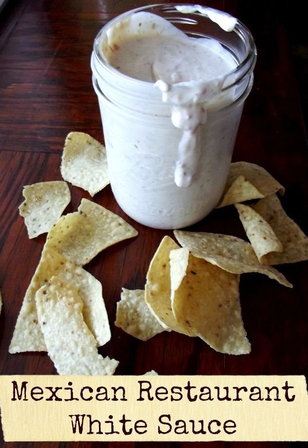 Mexican Restaurant White Sauce with Corn Chips