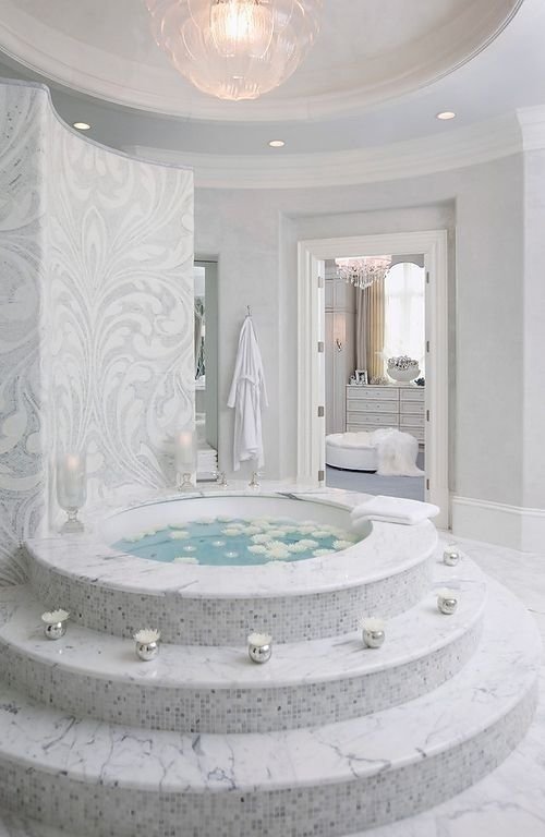 Grand Tub