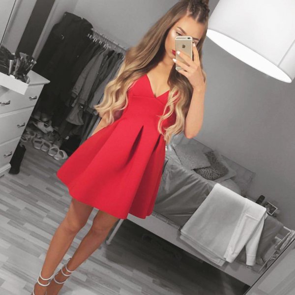 clothing, dress, sleeve, cocktail dress, leg,