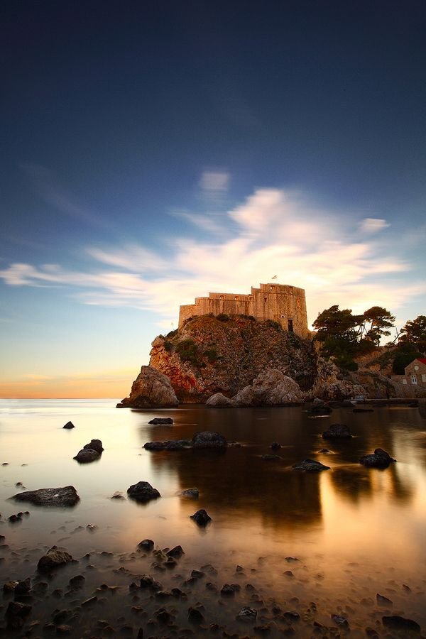 Dubrovnik Castle,sky,reflection,sea,cloud,