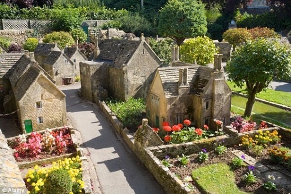 Bourton on the Water, Gloucestershire