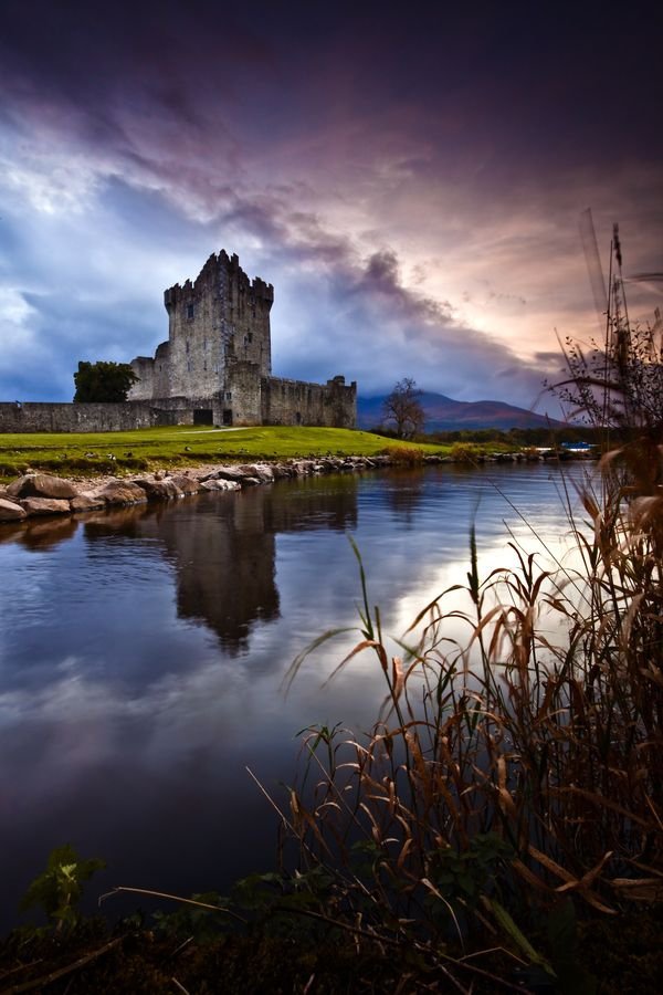 Ross Castle,sky,reflection,nature,atmospheric phenomenon,