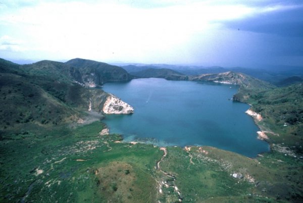 Lake Nyos, Cameroon