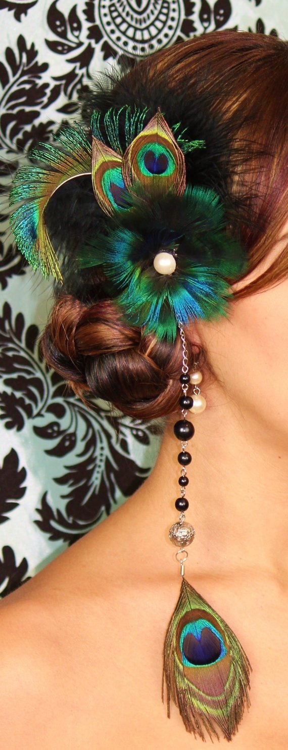 bird,jewellery,fashion accessory,green,organ,