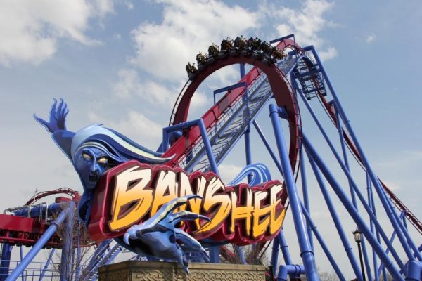 Banshee, Kings Island, Mason, Ohio, USA