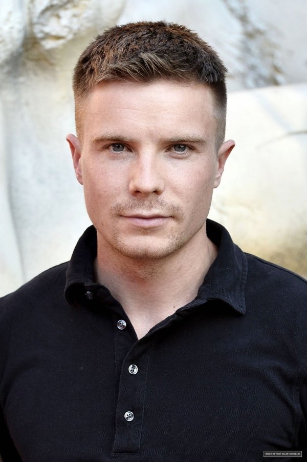 Joe Dempsie