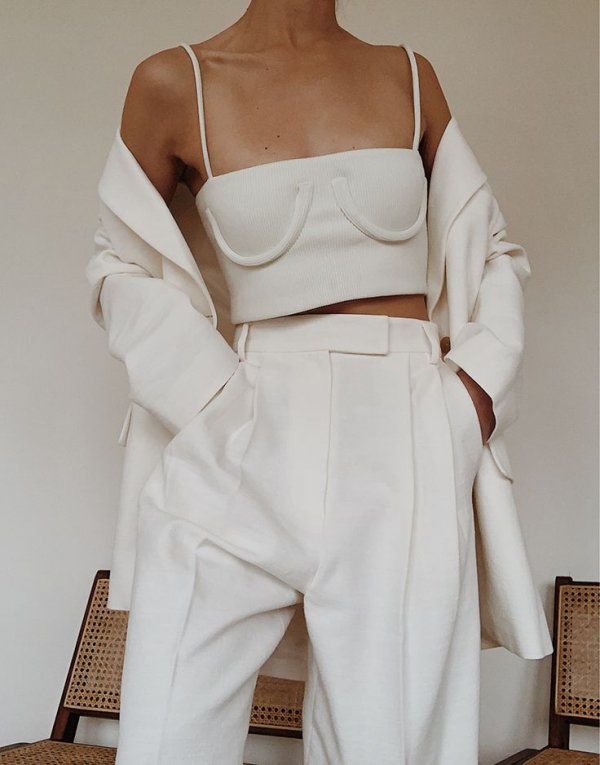 White, Clothing, Shoulder, Fashion, Joint,