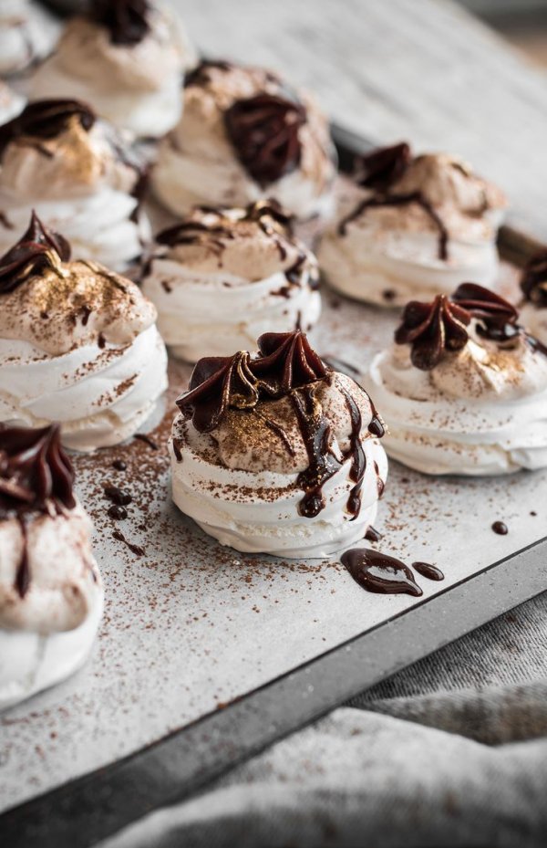 Hazelnut Cream and Chocolate Pavlovas