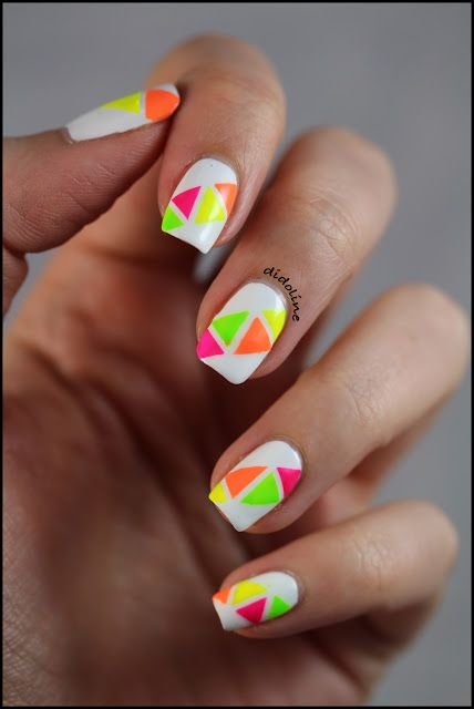 Neon Nails Are a Great Option