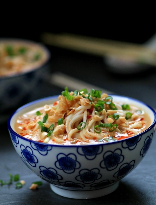 Dàndàn Miàn (Dandan Noodles)