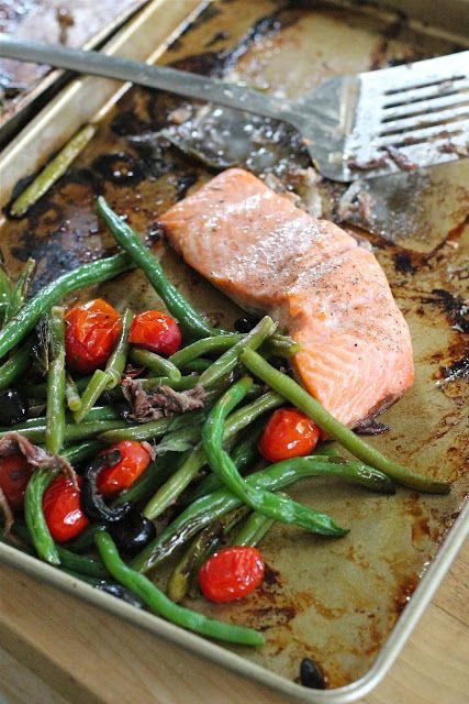 Tray Baked Salmon with Veggies