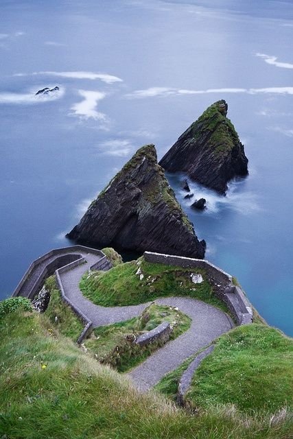 Dún Chaoin Pier, County Kerry