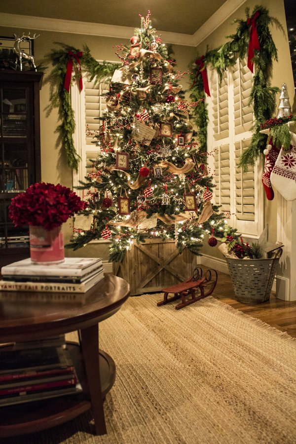 Check out These Cute Christmas Trees to Inspire Your Own ...