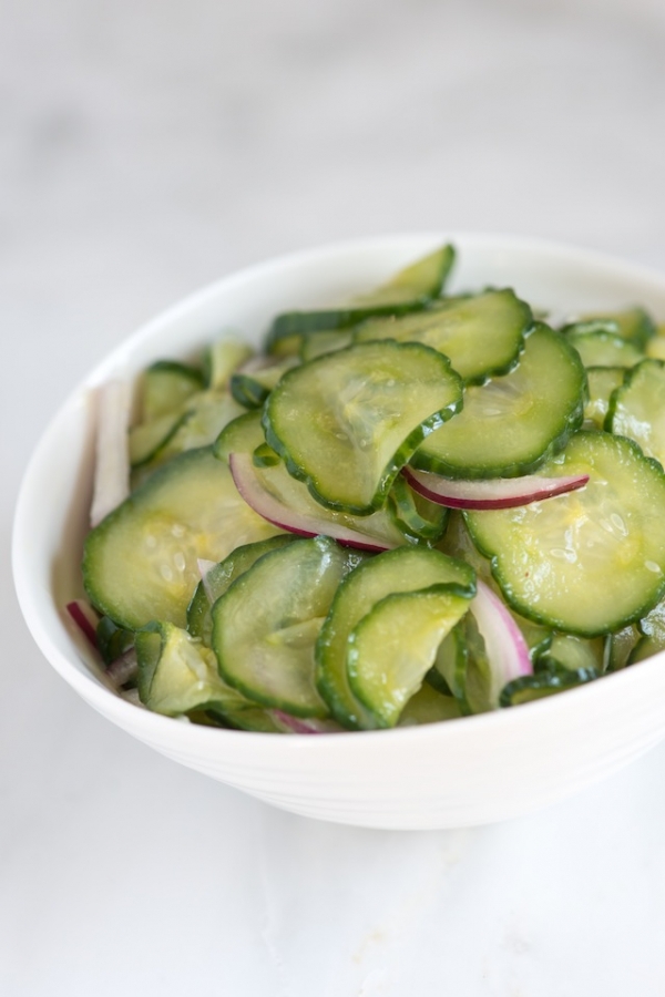 1 Medium Sliced Cucumber Mixed with 1⁄4 Cup Sliced Onion, 1⁄2 Cup Chopped Celery, 4 Tbsp Vinegar and Salt to Taste - 45 Calories