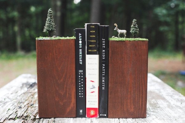 Woodland Bookends