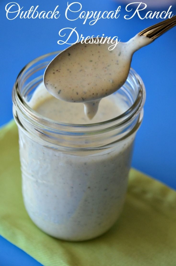 Copycat Outback Steakhouse Ranch Dressing