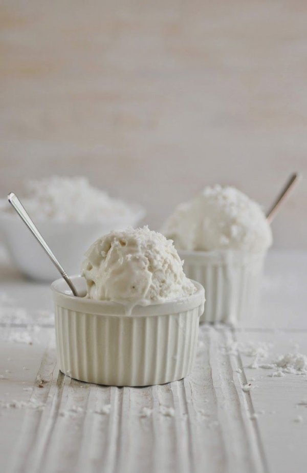 Coconut Frozen Yogurt