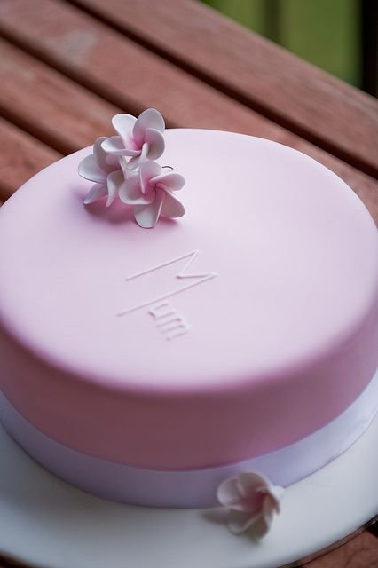 Frangipani Mothers' Day Cake