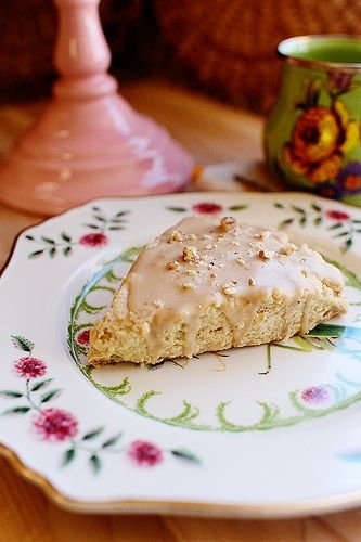 Maple Oat Nut Scones