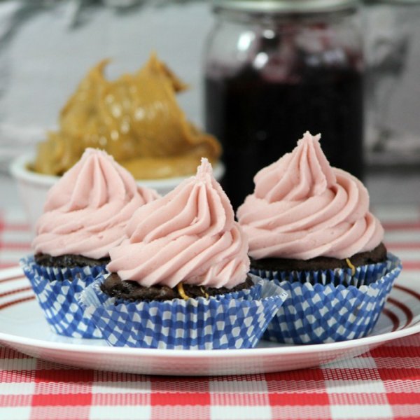 Peanut Butter and Raspberry Jelly Cupcakes