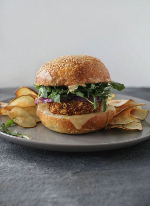 Crunchy Chickpea Burgers