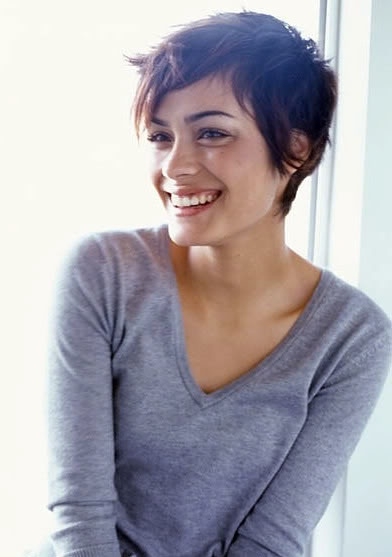 Shannyn Sossamon's Messy Pixie