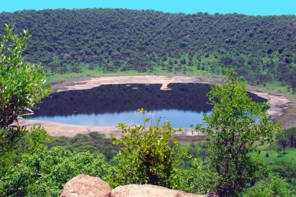 Picnic at the Tswaing Crater and Museum