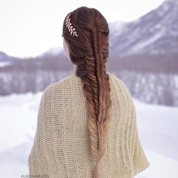 clothing, fashion accessory, hairstyle, brown, scarf,