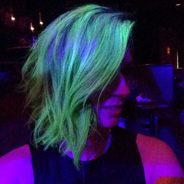 Her Glow-in-the-dark Lob