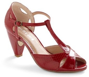 modcloth red shoes