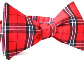 Holiday Plaid Bow Tie