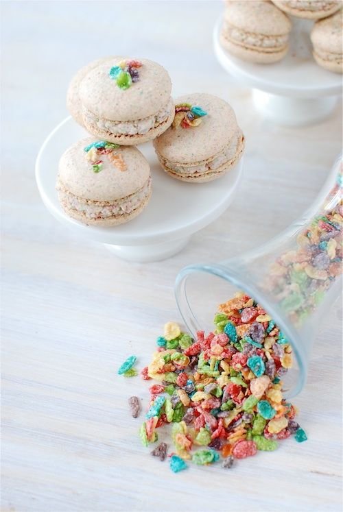 Fruity Pebble Macarons