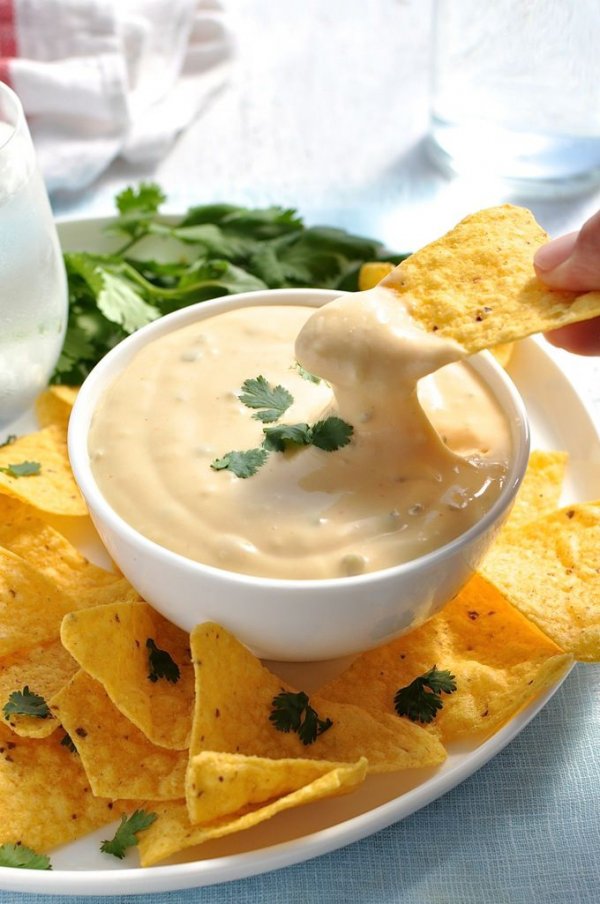 Warm Nacho Cheese Dip