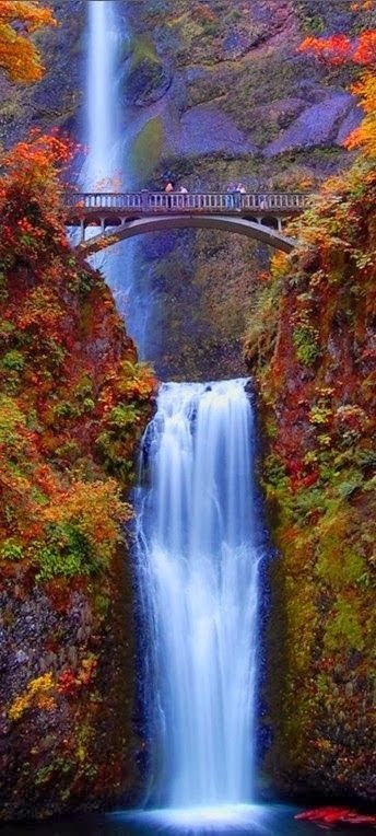 Multnomah Falls, USA