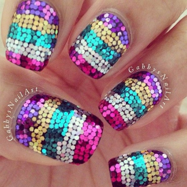 color,nail,finger,purple,fashion accessory,