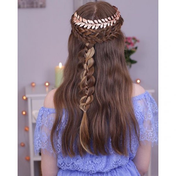 clothing, hair, hairstyle, fashion accessory, long hair,