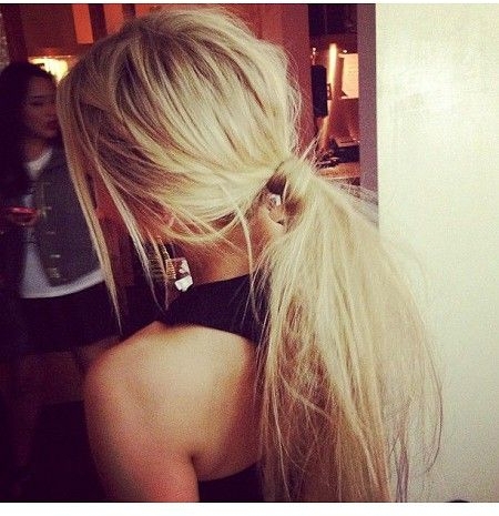 A Messy Ponytail Can Look Fab and Effortless