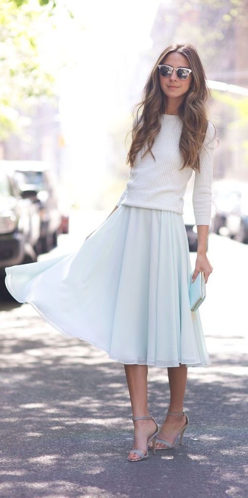 Heading to Brunch with Your Girls? Throw on a Midi Skirt with a Matching Clutch