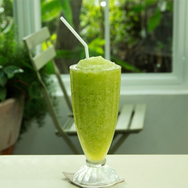 Honeydew, Mint and Baby Bok Choy Smoothie