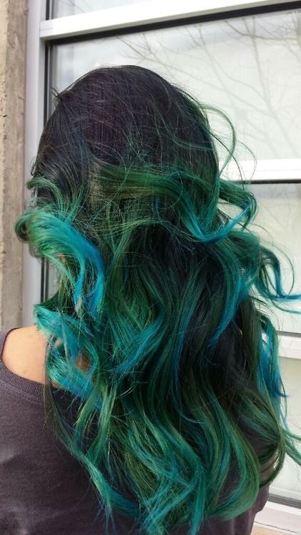 23 Mesmerizing Photos Of Mermaid Hair