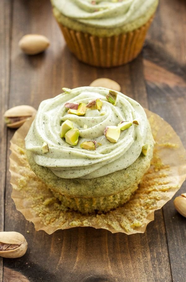 Pistachio Green Tea Cupcakes with Matcha Cream Cheese Frosting