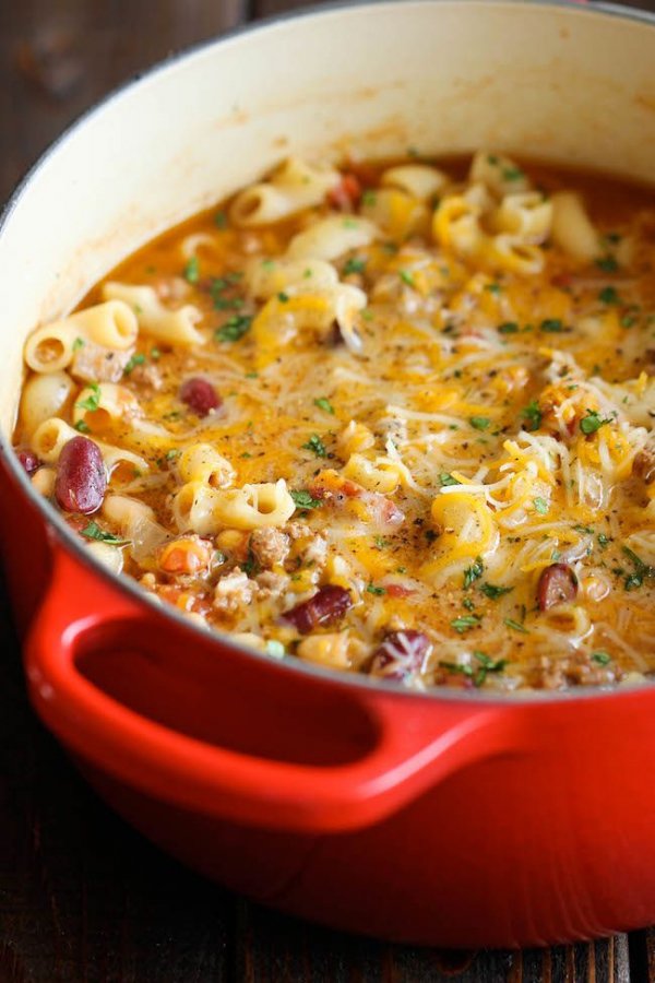 One Pot Chili Mac and Cheese