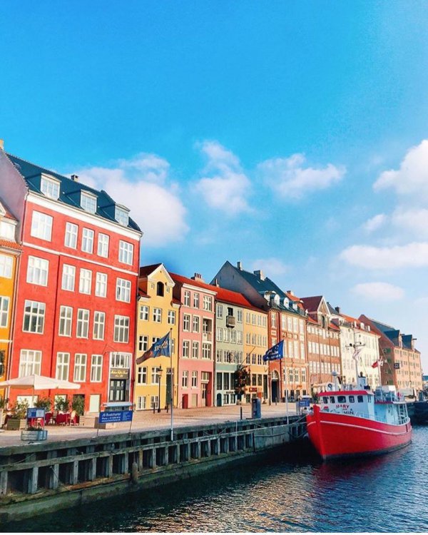 waterway, water transportation, sky, town, city,