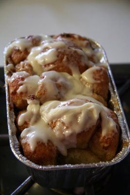 Cinnamon Roll Monkey Bread