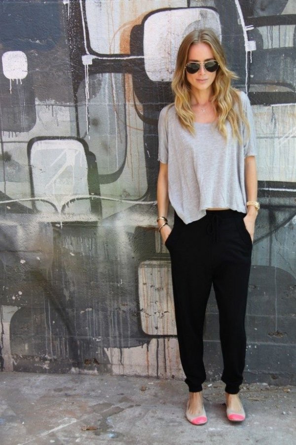 grey pants street style