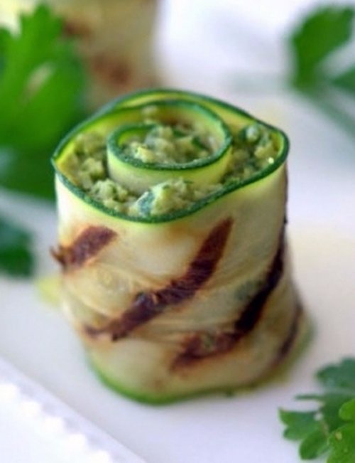 Grilled Zucchini Artichoke Pesto Bites