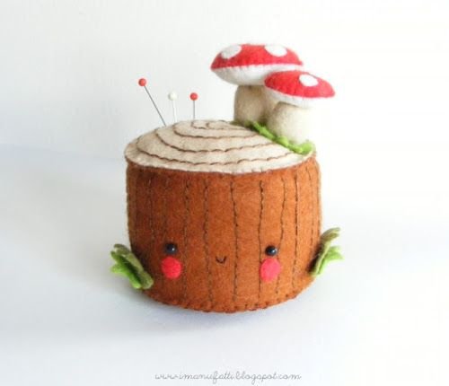 Felt Tree Stump Pincushion